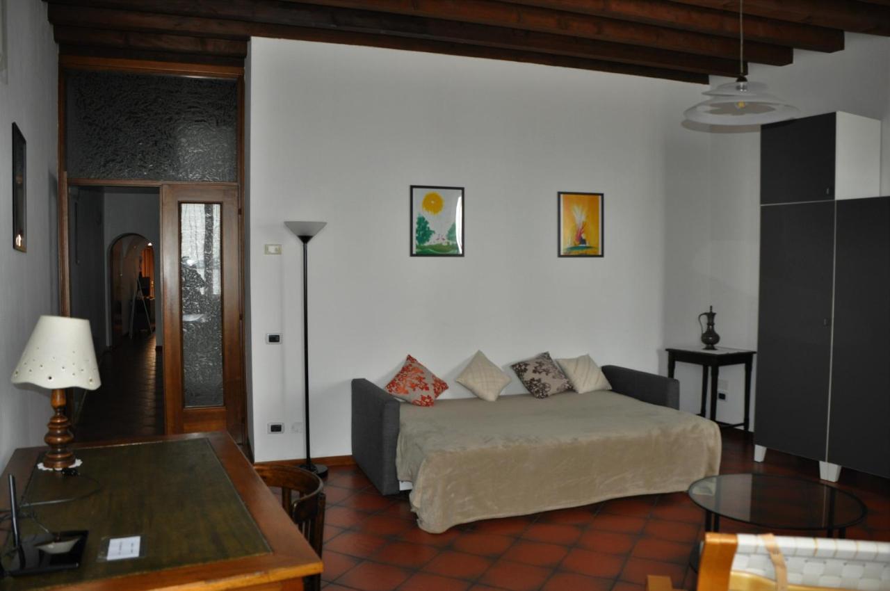 Appartamento Le Volte Toscolano-Maderno Exterior foto