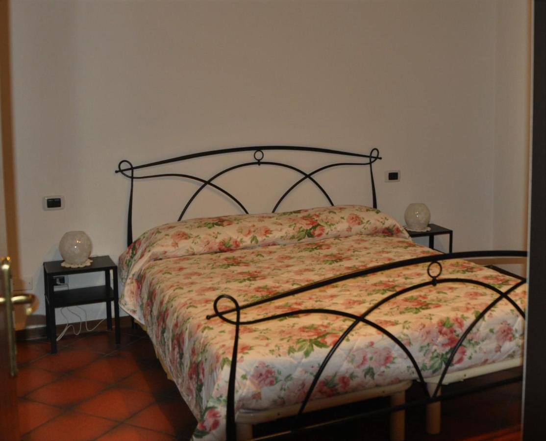 Appartamento Le Volte Toscolano-Maderno Exterior foto